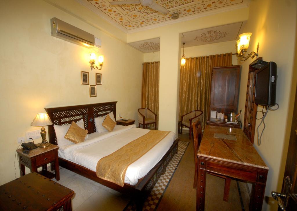 Rajputana Haveli - Jaipur Hotel Exterior foto